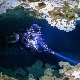 Skanda Cophield • Ariane's Line MNemo • Cave Survey software• 3D Cave Mapping